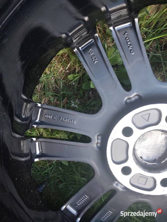 Volvo XC90 komplet felg aluminiowych z oponami Wąwolnica sprzedam