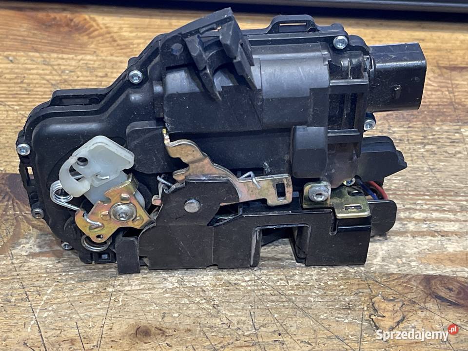 Zamek drzwi lewy przód VW 3B1837015A wiele Margonin
