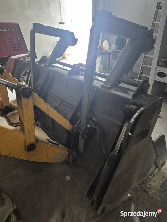 Sprzedam koparkoładowarke JCB 3CX Wojłódzkie Rząśnia