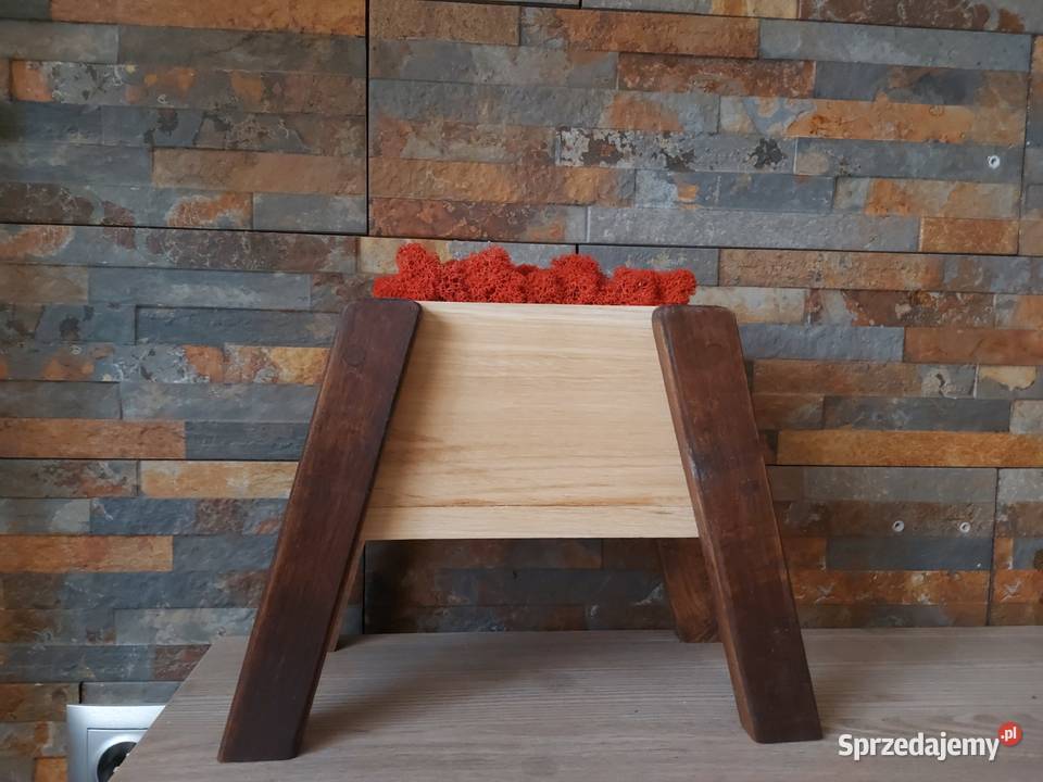 Doniczki dębowe ozdobione mchem dekoracyjnym Bielsko-Biała