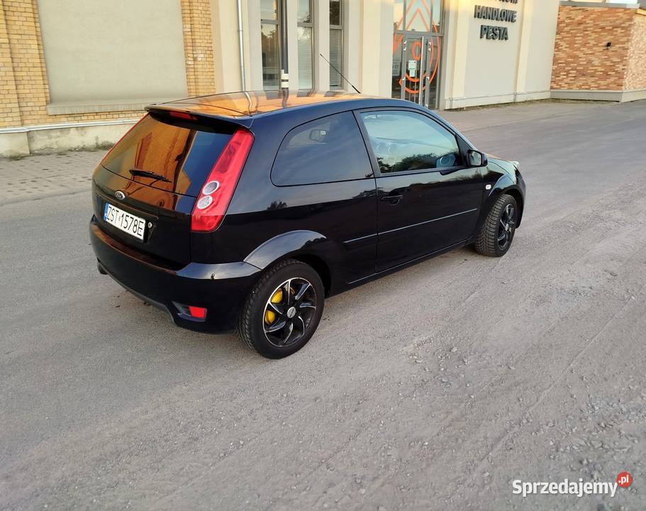 Fiesta 2007 ala ST 13 silnik chodzi zegarek 1300cm3 Stargard sprzedam