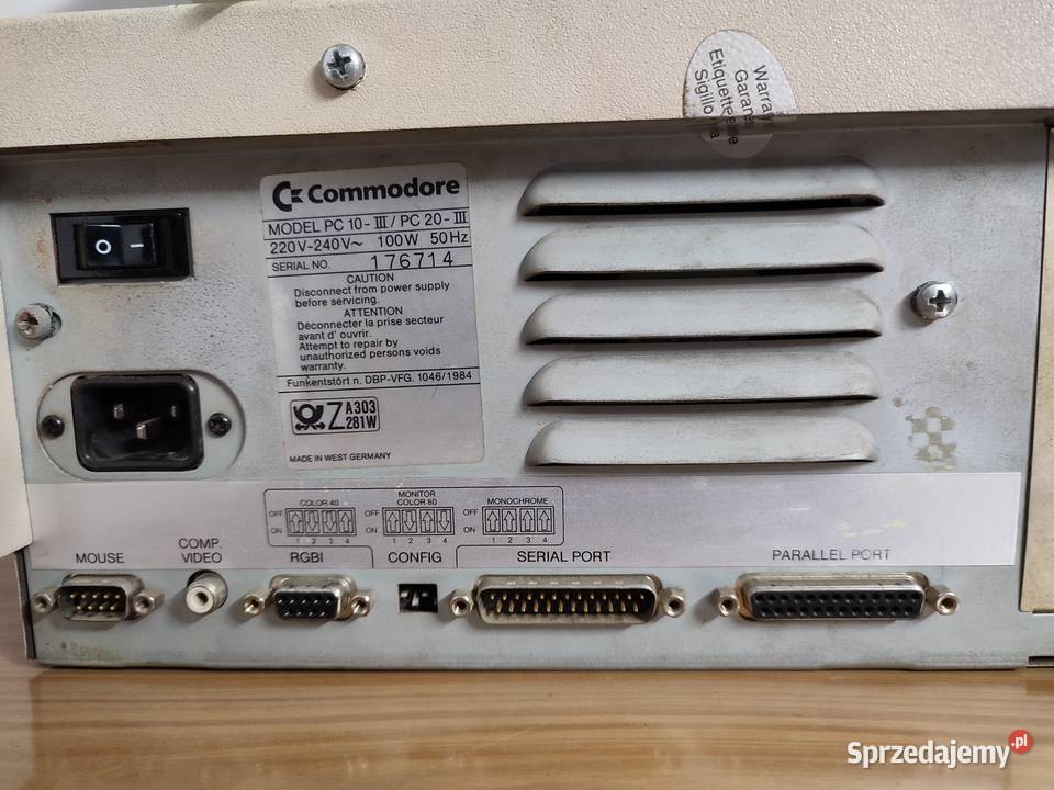 Commodore PC 10III PC 20 III z monitorem kpl Myszków