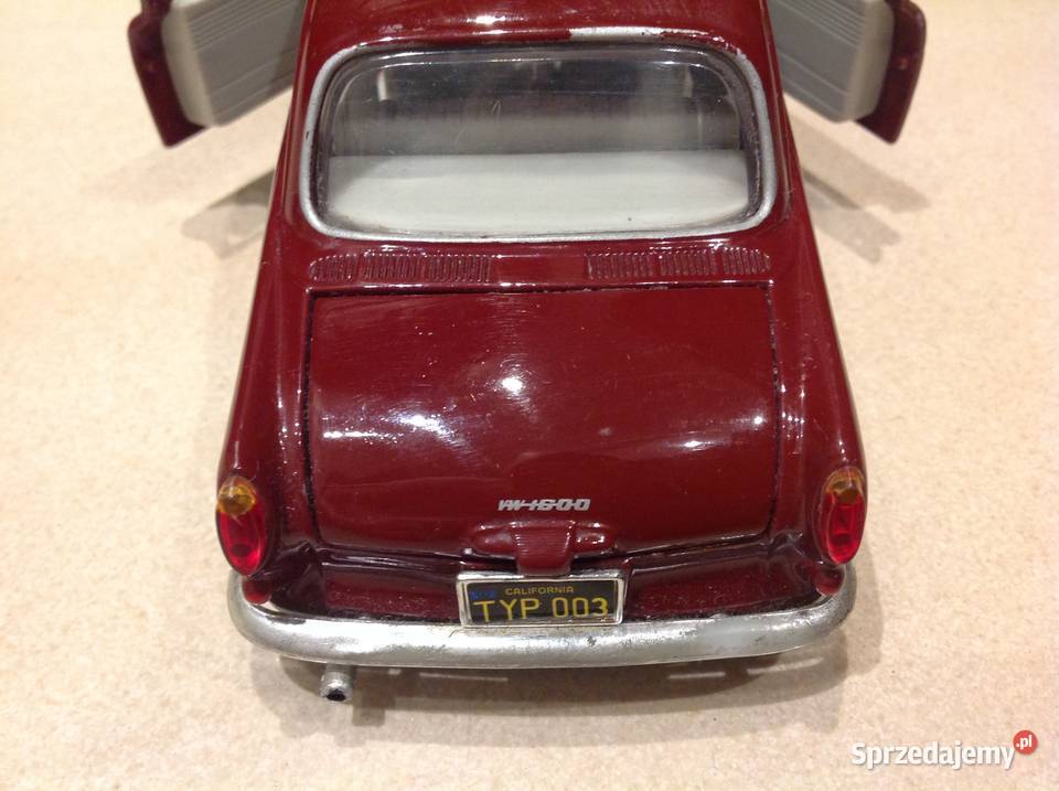 MAISTO Volkswagen 1600 skala 124