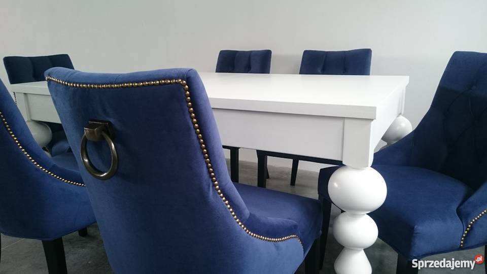 Nowoczesne eleganckie krzesło z pinezkami Gdańsk