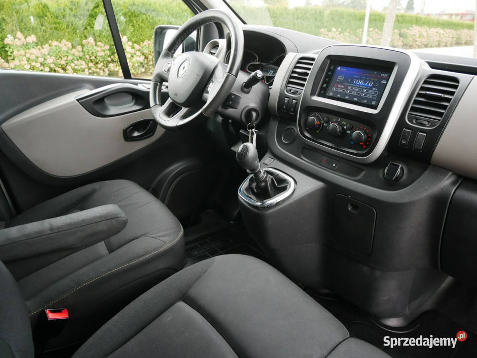 Renault Trafic 16dCi 145 Eu Passenger 9 Osób Now nieuszkodzony Goczałkowice-Zdrój