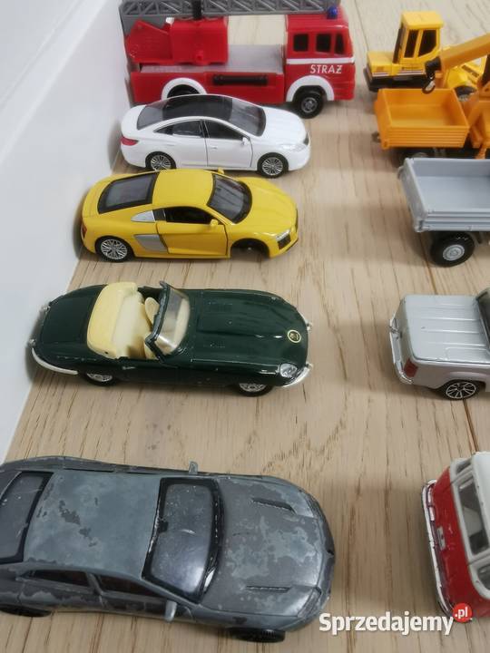 Zestaw Mix Modeli Samochodzików Welly Bburago