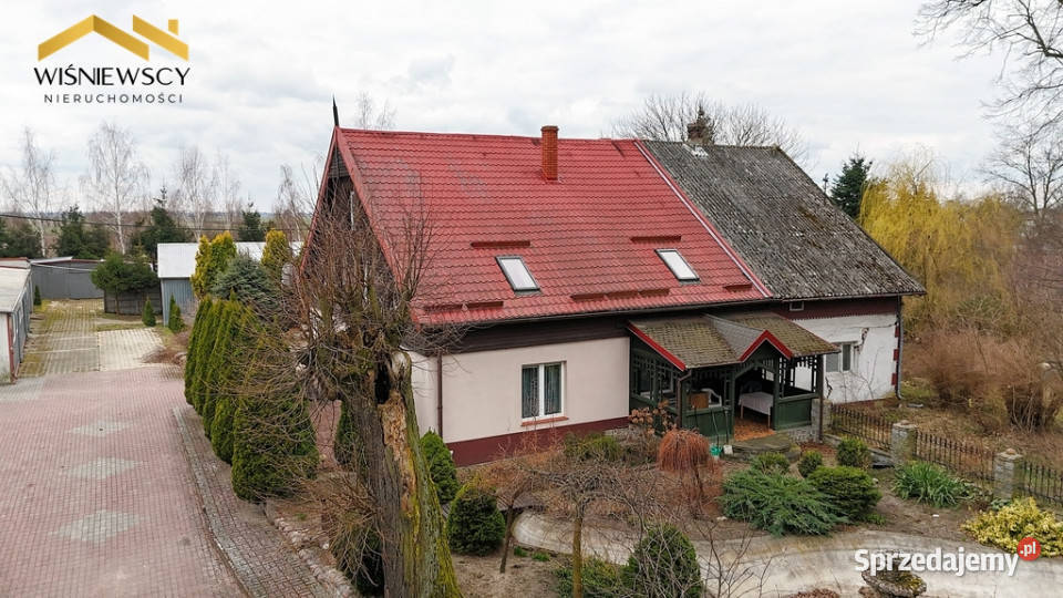 Dom 300 m z halą magazynami i biurem Oleśno Liczba pokoi 5 sprzedam
