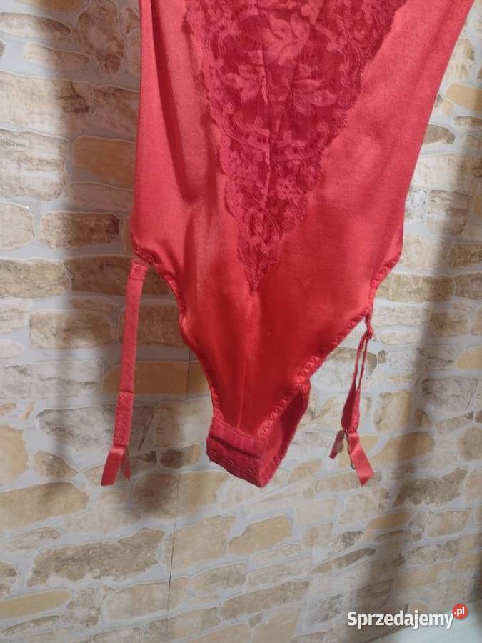 38BM Zmysłowe czerwone body Koronkowe z Londynu Rozmiar 38(M) małopolskie