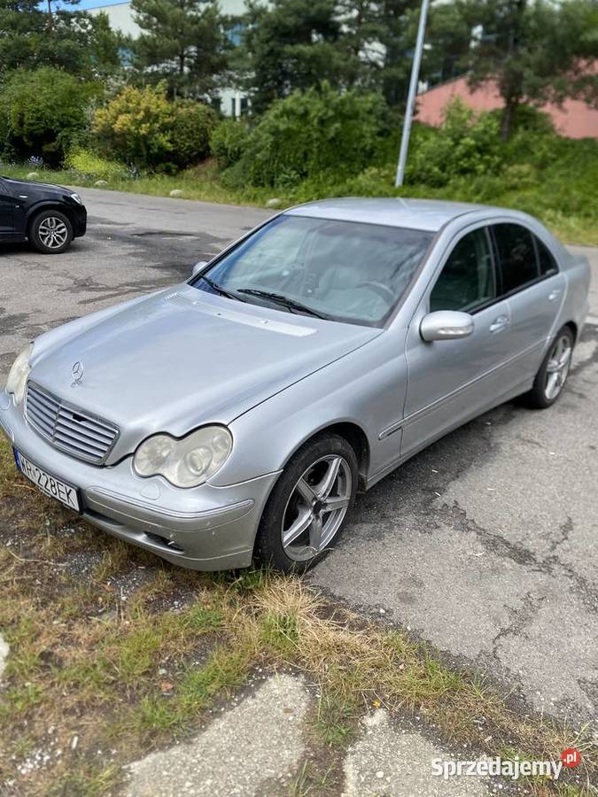 Sprzedam Mercedesa c220 Garbów