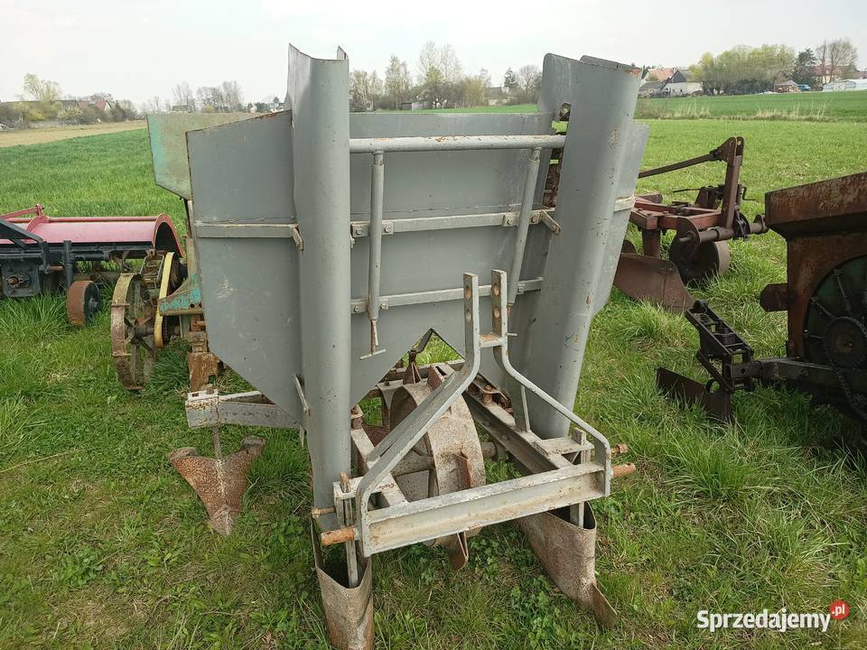Sadzarka do ziemniaków dwurzędowa oryginalna Siewniki i sadzarki Łubnice sprzedam