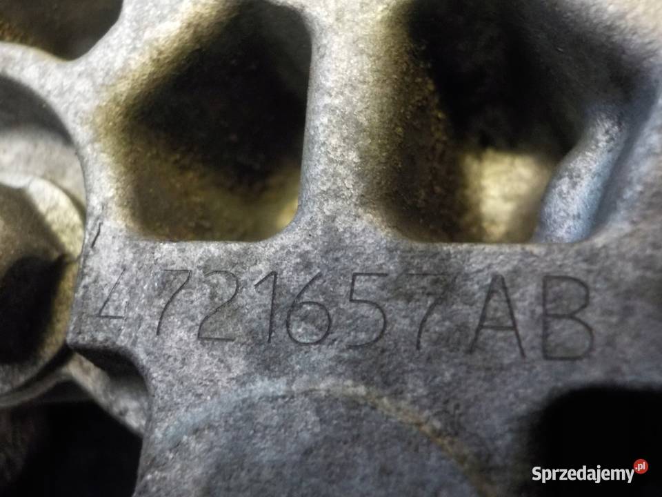 GRAND VOYAGER 28 CRD 11r 163 VM64C pompa świętokrzyskie Suków