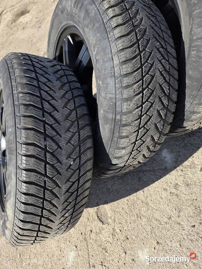 FELGI 17 Z OPONAMI CHRYSLER TOWN Średnica 17" Kawnice