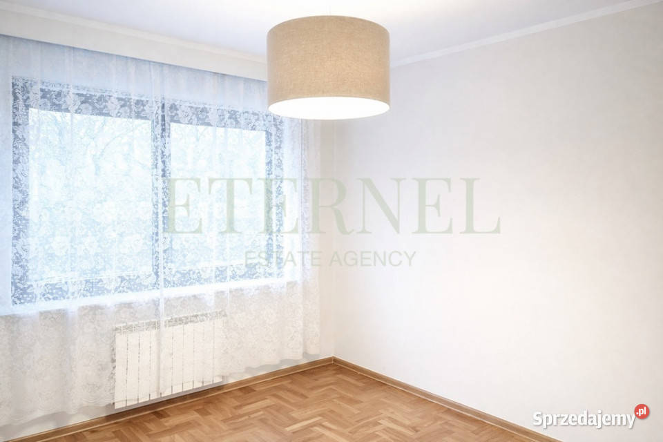 Dom dwupiętrowy z garażem ogrodem strychiem Liczba pokoi 5 małopolskie Kraków