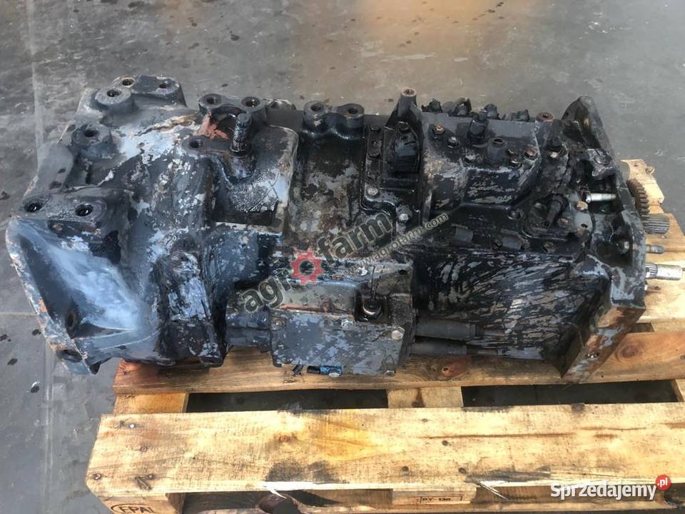 Skrzynia biegów Ford 7740 82006985 Byków