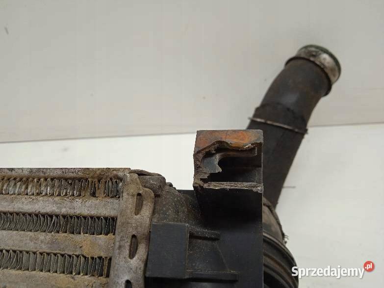 INTERCOOLER 50 TDI CHŁODNICA 7L0145804A Rok produkcji 2008