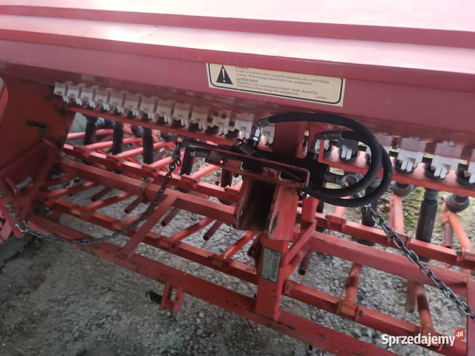 Siewnik zbożowy 3mFamarol dolnośląskie sprzedam