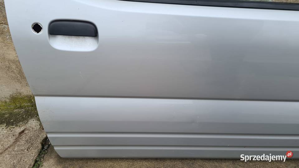 Suzuki Ignis FH drzwi prawe lewe Z2S srebrny 3d osobowe Legnica