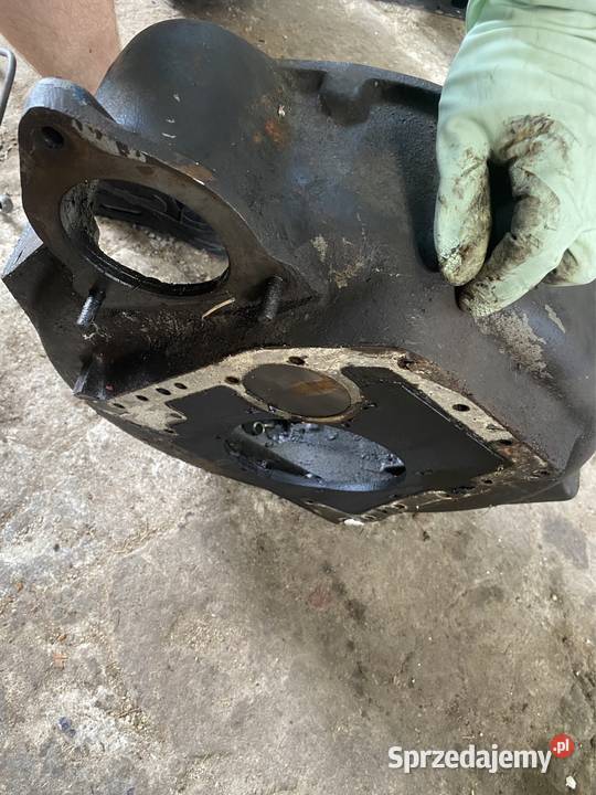 Obudowa koła zamachowego dzwon sw266 4ct107 Lublin