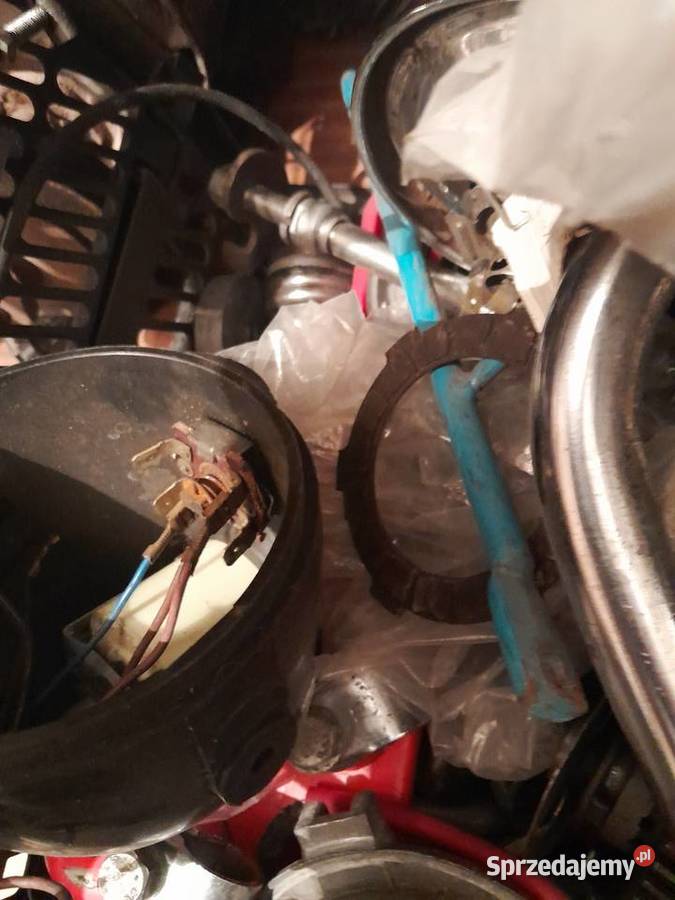 Pozostaloscu do komarka komara z prl sprzedam