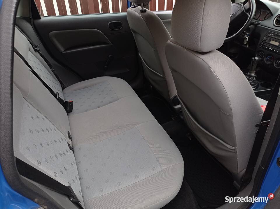 Ford Fiesta 2003 13 benzyna długie opłaty stan niebieski Kraków sprzedam