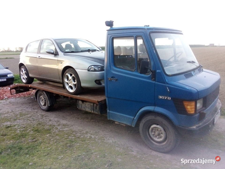 Mercedes 307 D autolaweta kaczka pomoc drogowa Raszków