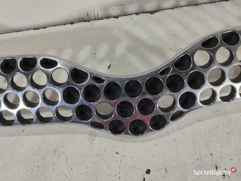 ATRAPA GRILL TOYOTA YARIS 9903 5310152010 Atrapy