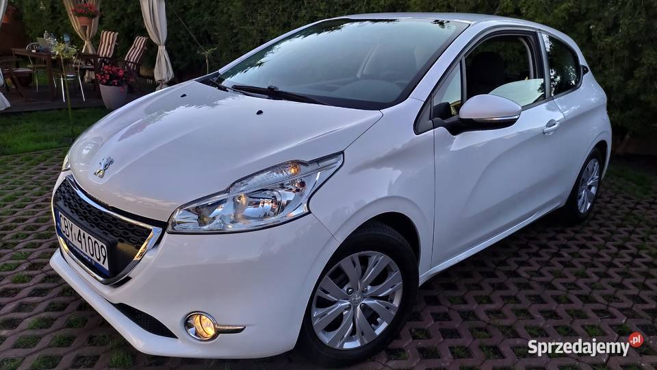 Peugeot 208 Benzyna 10 2013 Bezwypadkowy oszczę kujawsko-pomorskie Toruń sprzedam
