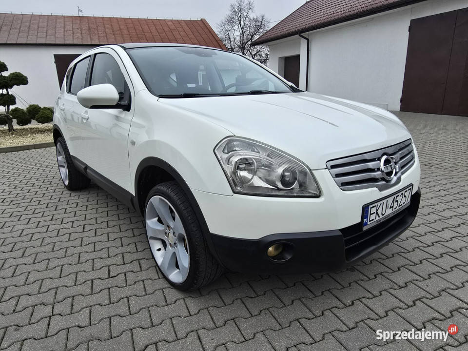 Nissan Qashqai 16Benz NaviAluPanorama garażowany Kutno