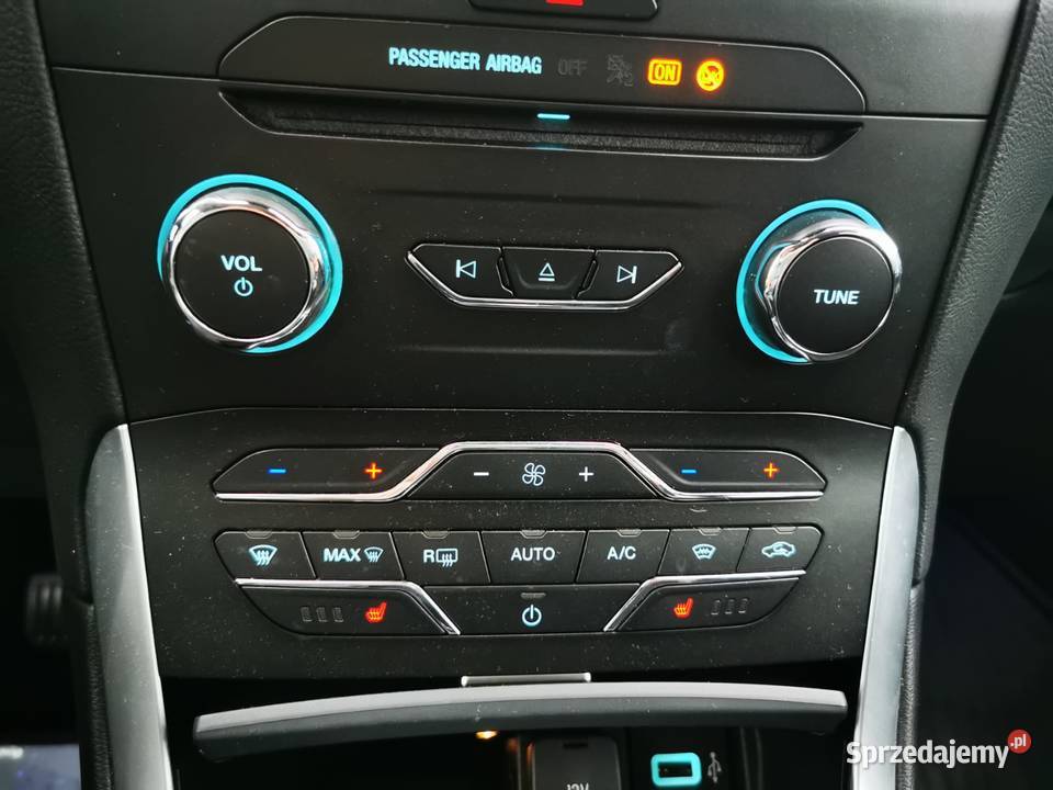 7 Miejsc Manual 20 EcoBlue 190 Salon Polska2 Warszawa