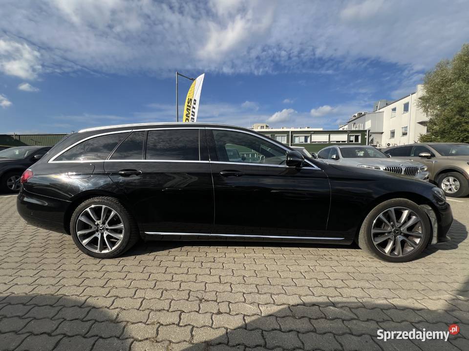 MercedesBenz E 220 2018 Mercedes-Benz mazowieckie Warszawa