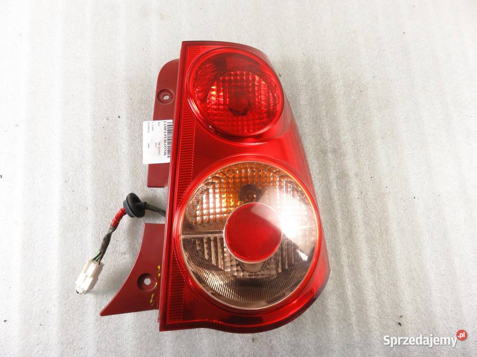 LAMPA PRAWA TYLNA KIA PICANTO I