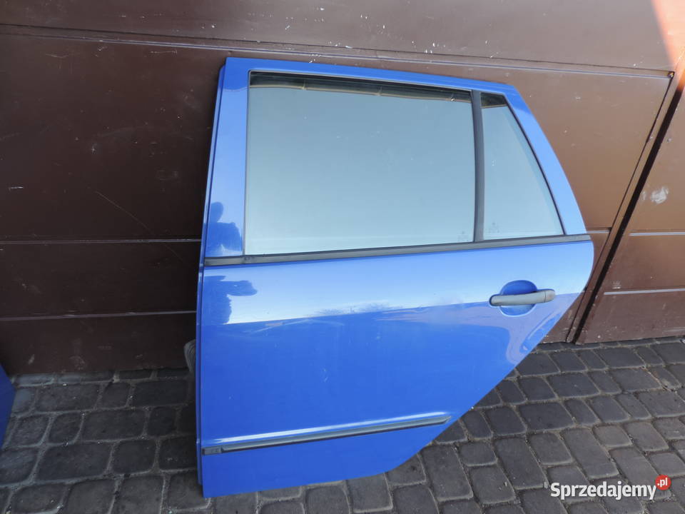 SKODA FABIA 1 KOMBI DRZWI LEWY TYŁ małopolskie Nowy Sącz