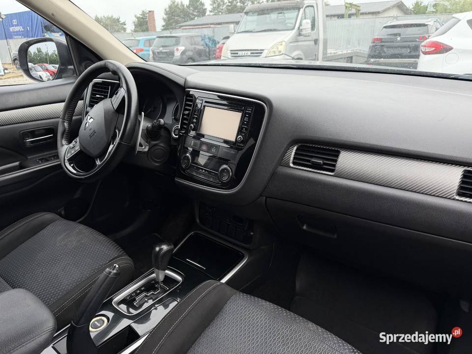 Mitsubishi Outlander 20 4WD CVT Diamant Edition uszkodzony Prudnik