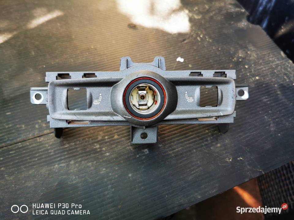 panel grzanych foteli Audi A6 C6 tunel tył tylni Jaworzno