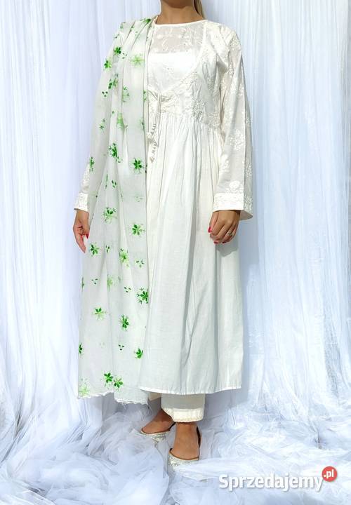Duża chusta szal dupatta haftowana biała bawełna