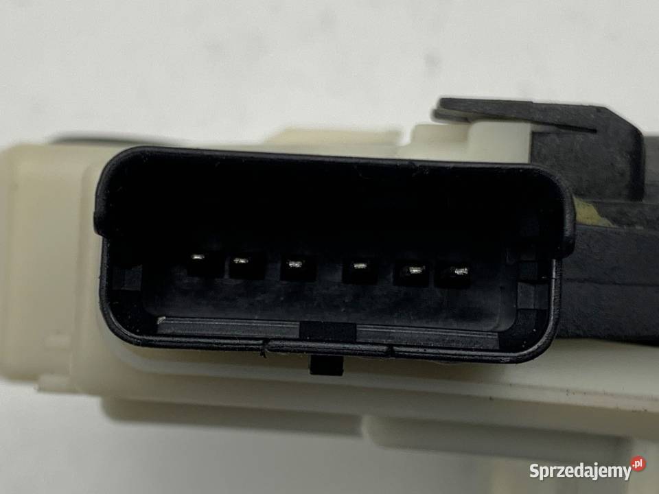 ZAMEK DRZWI PRAWY TYŁ OPEL COMBO D Van minibus osobowe Zamki, wkładki i kluczyki Motoryzacja podkarpackie