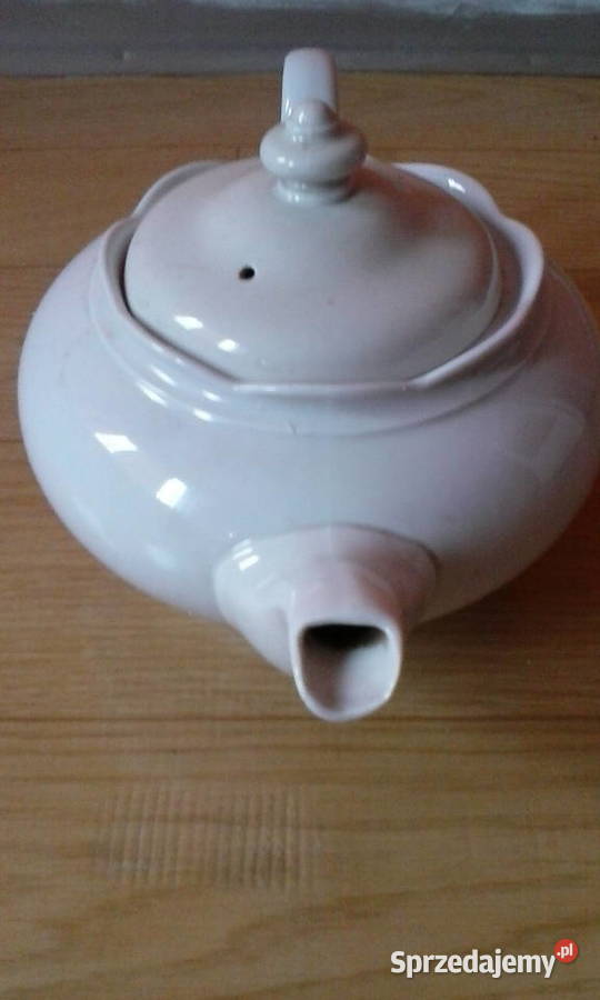 Porcelanowy imbryk do herbaty firmy Wawel z Polkowice