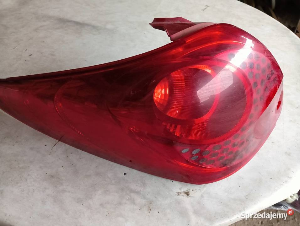 Lampa Peugeot 207 SW tył lewy