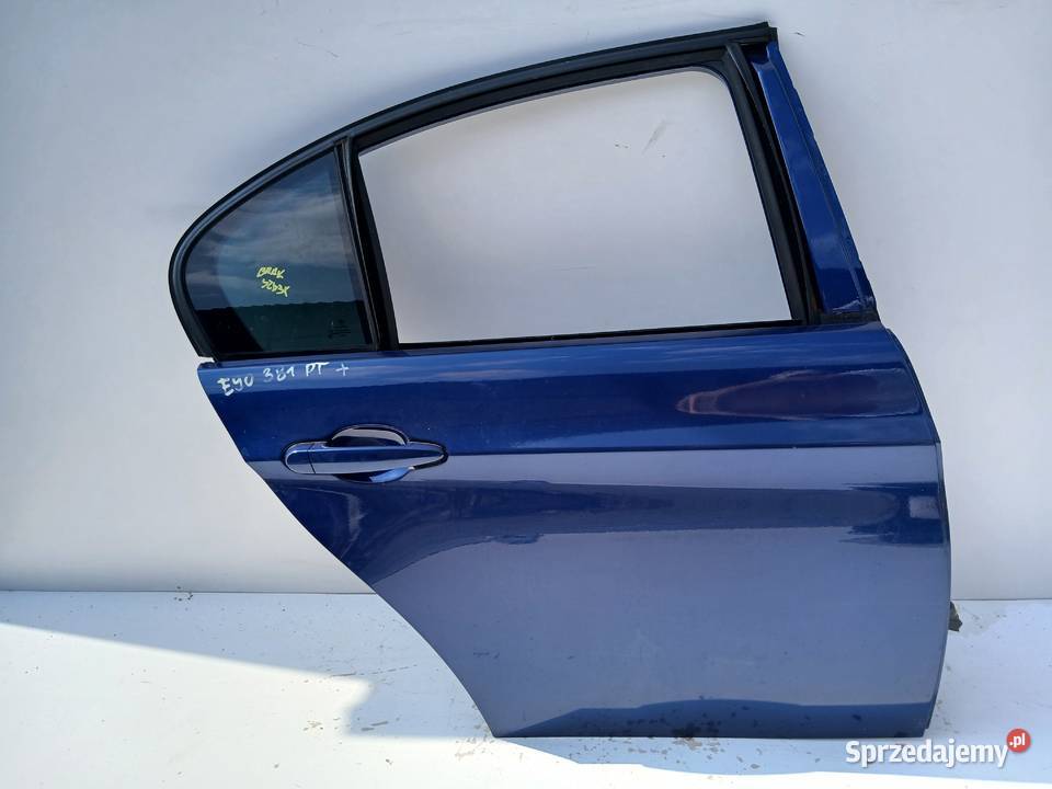 DRZWI PRAWE TYLNE BMW E90 381 osobowe Strzyżewice