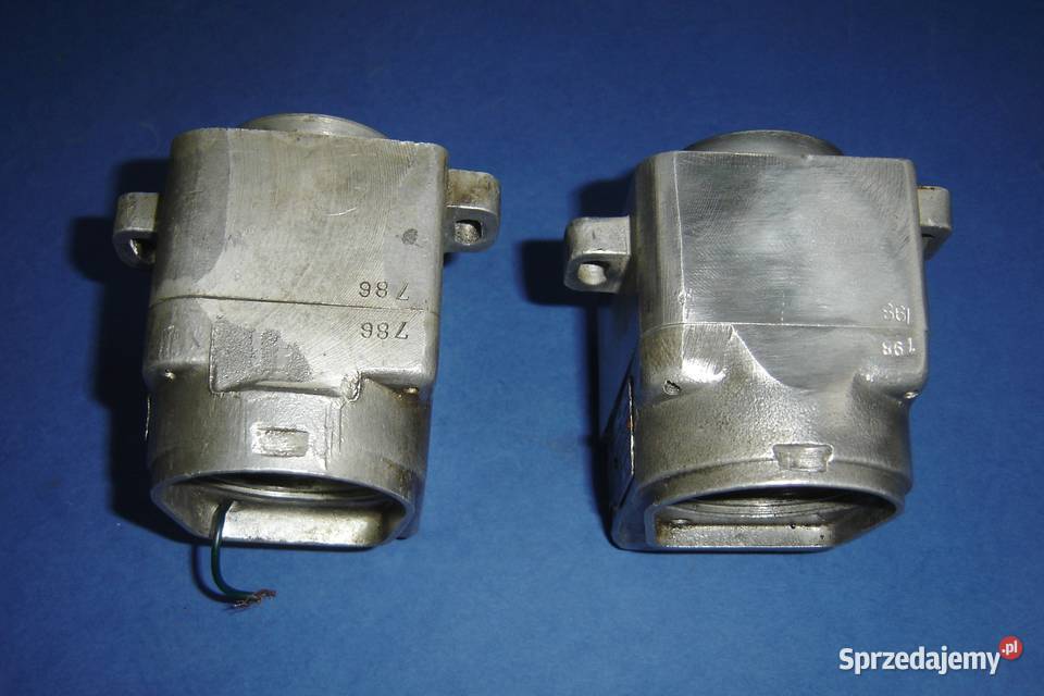 JUNAK AWO iskrownik obudowa x2 ZS 3 podkowa Pozostałe Wrocław