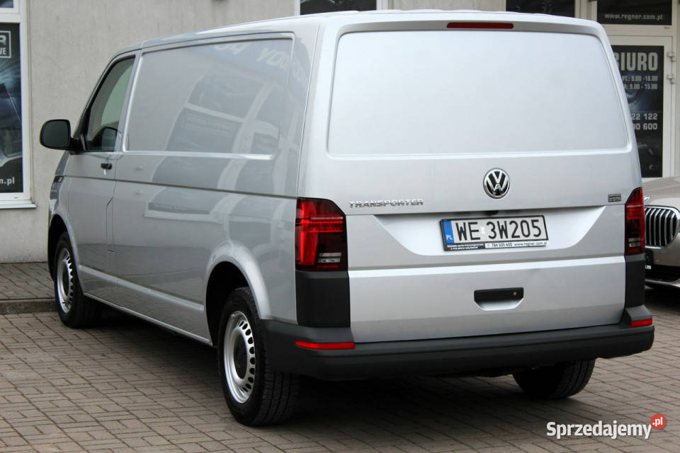 Volkswagen Transporter Długi 150 Kamera LED srebrny