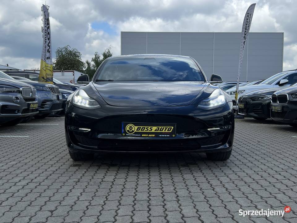 Tesla Model 3 Warszawa