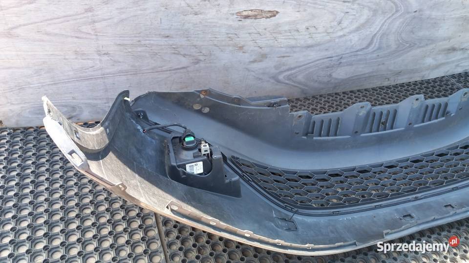 HONDA CIVIC Vlll UFO ZDERZAK PRZÓD HALOGEN Zbierkowo sprzedam