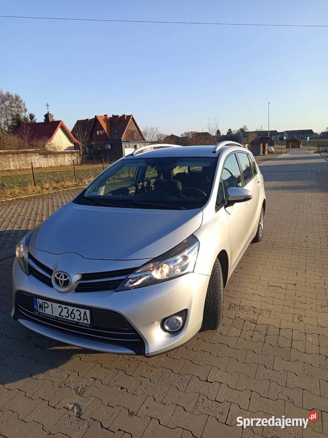 Toyota Verso Salon Polska 2015 116KM
