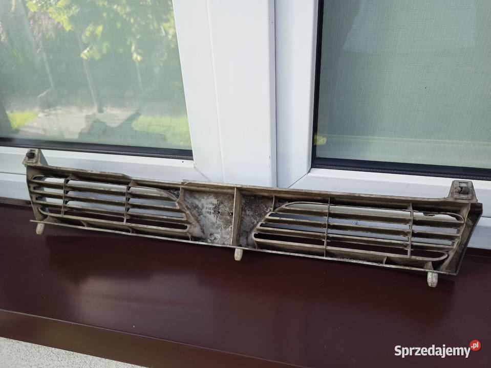 Nissan Sunny N14 grill atrapa przednia chłodnicy osobowe łódzkie Sieradz