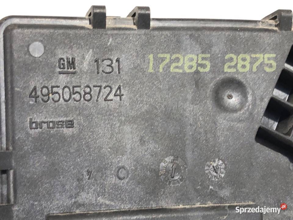 ZAMEK KLAPY TYŁ OPEL ZAFIRA B Minivan 13117285