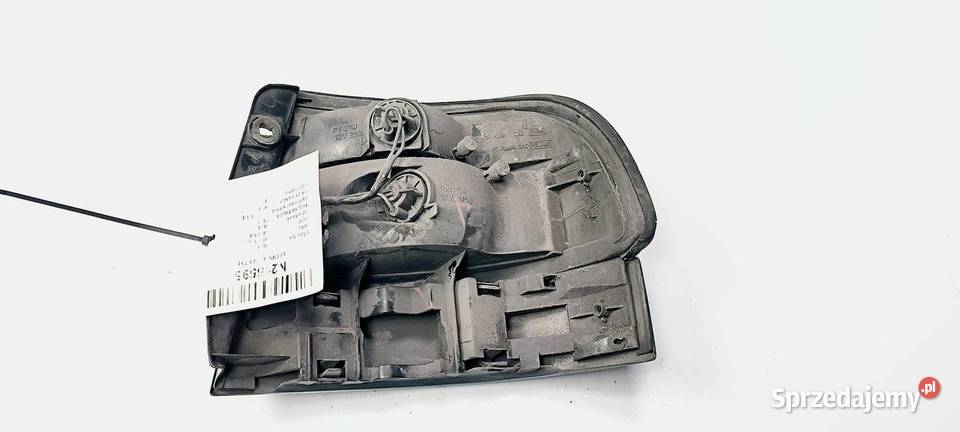 LAMPA LEWA TYŁ TOYOTA CARINA