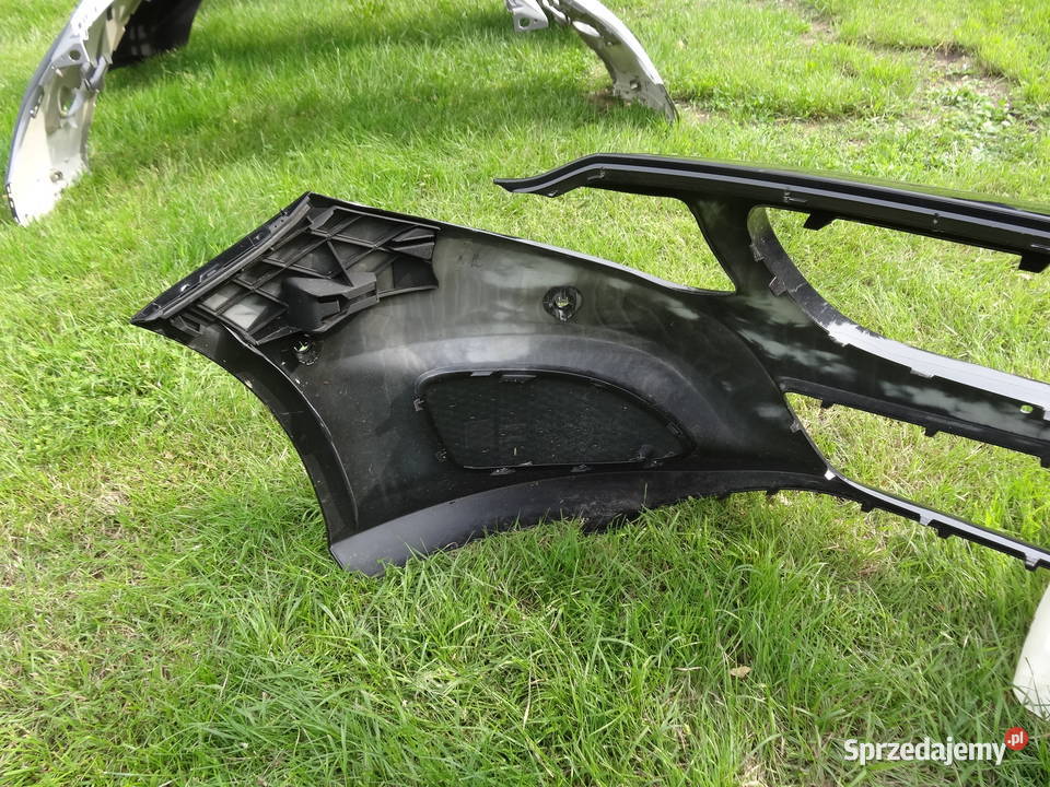 zderzak przód przedni a246 w246 b klasa lift opolskie