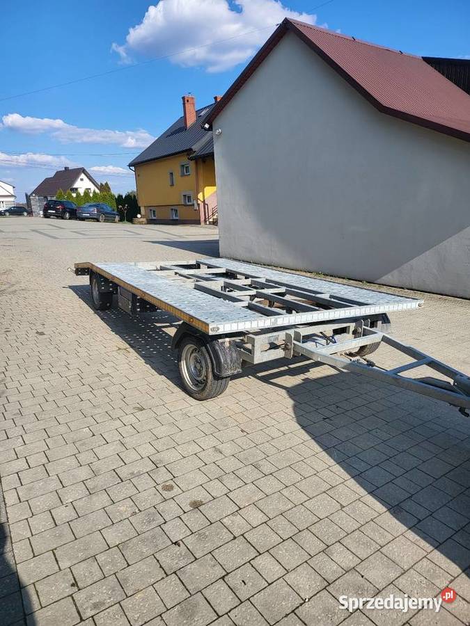 Laweta obrotnica przyczepa Lawety Tymowa