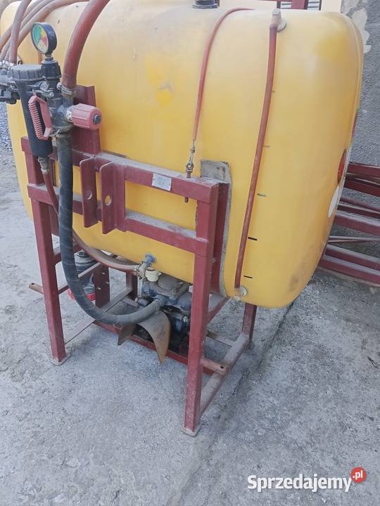 Sprzedam opryskiwacz 300l Brzesko